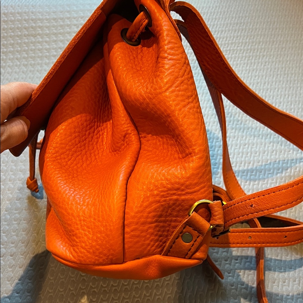 Portland Leather Goods Bucket Backpack in Cape Coral Orange - Picture 7 of 11